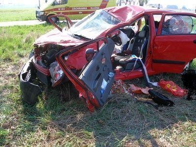 Řidič zemřel po autonehodě na Královéhradecku - Hradec Králové, Jičín