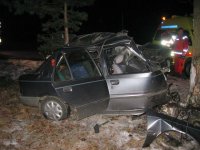 Při nehodě na Tachovsku zemřel řidič Peugeotu