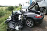 Řidič Porsche zahynul při nehodě u obce Ješín