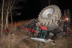 Při předjíždění narazil do traktoru - Okrouhlá, Dolní Žandov