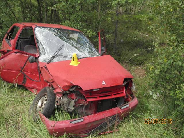 Čelní náraz odnesl řidič Citroënu těžkým zraněním - Lomnice - Vintířov