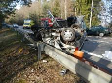 Dva mrtví při nehodě na Jindřichohradecku - silnice I/34