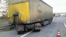 Nehoda kamionu uzavřela D2 - 12. km dálnice D2, u Blučiny