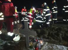 Po čelním střetu museli hasiči jednoho řidiče vyprostit, zemřel po převozu do nemocnice - Kosičky