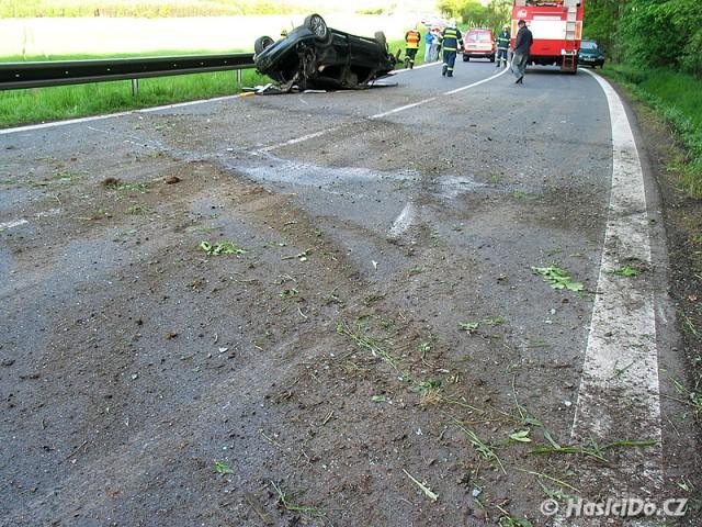 Nehoda VW Golfu u Domažlic  - Domažlice