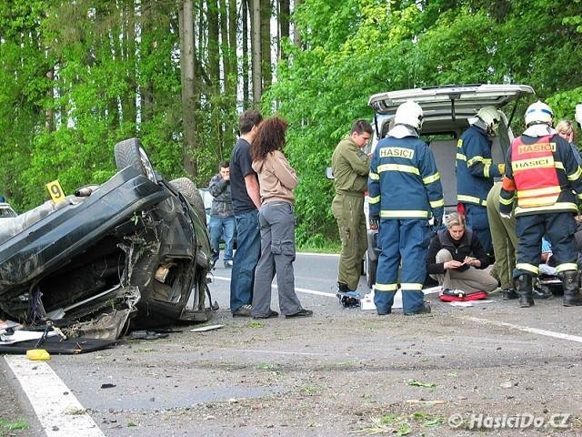 Nehoda VW Golfu u Domažlic  - Domažlice