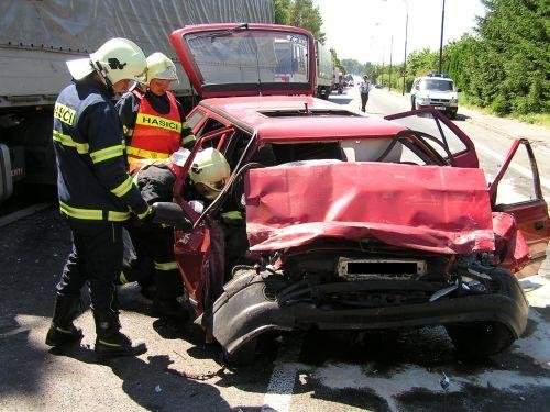 Srážku s kamionem řidič Felicie nepřežil - Lípa