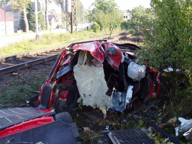 Vlak versus Opel Astra - Roudná