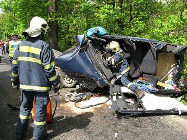 forman s vlekem vs volvo - Rybitví