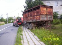 Utržený přívěs od traktoru - Moravský Beroun