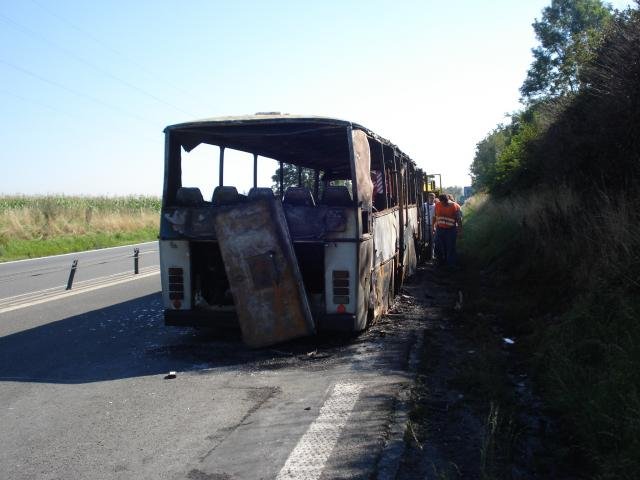 plameny vše spálily - Nový Jičín