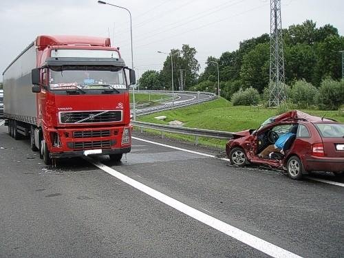 Nákladní Volvo smetlo Fabii - Ropice