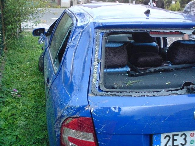 Řidič boural do oplocení - Čankovice