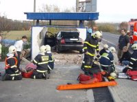 Vážná nehoda v Šenově - Superb v zastávce