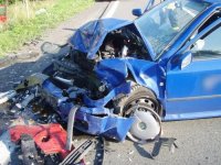 Čelní srážka Škody Octavia a Nissanu Note - Skotnice