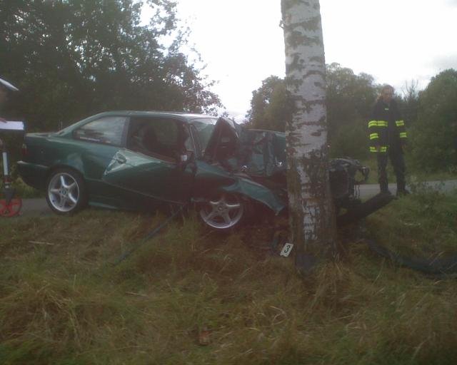 Nehoda BMW u Borohrádku - Borohrádek