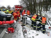 Bezpečnostní pásy zachránily manželskému páru život - Zlín, Vizovice