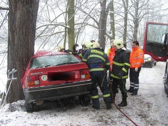 Rychlá jízda na kluzké vozovce - Zámostí