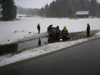 Řidičce pomohly bezpečnostní pásy - Černá v Pošumaví