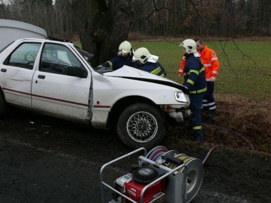 Riskantní jízda opět zabíjela - Slaný