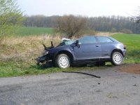 Po nehodě Audi A3 zemřel spolujezdec - Kelč, Všechovice