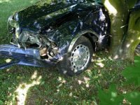 Řidič německé národnosti nepřežil nehodu v Buštěhradu