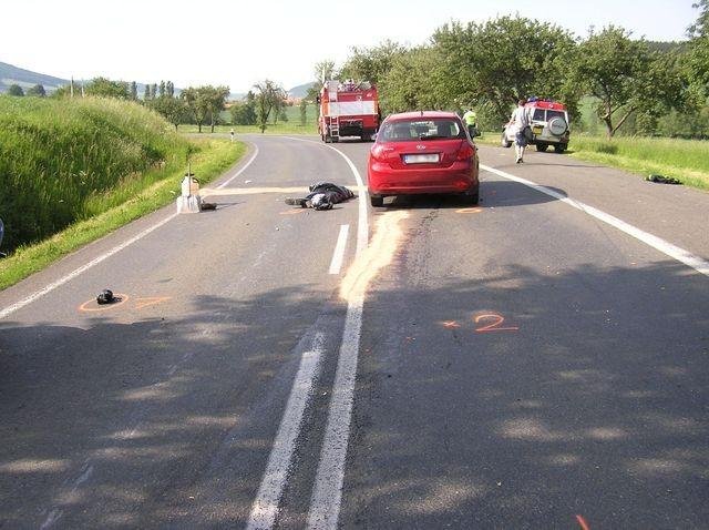 Vážná nehoda motorkářů - Dehtín