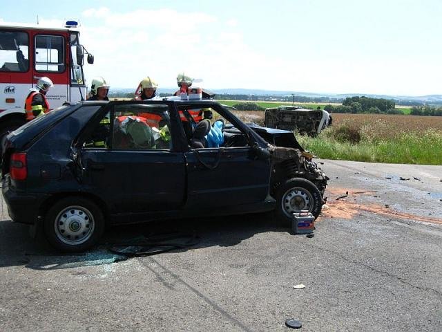 Tragický střet na křižovatce - Kostelec