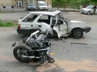 Brutální střet motorky s Formanem - Neznámá