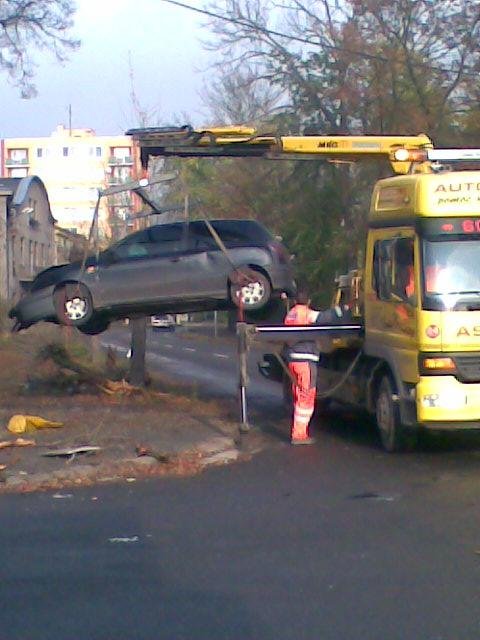 Nehoda v Hronově - Hronov na Náchodsku