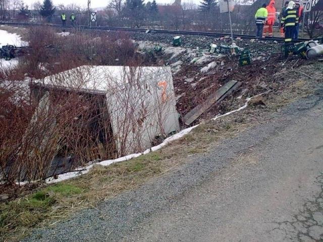 Motorový vlak se střetl s nákladním vozidlem - Šebkovice, Kojetice na Moravě