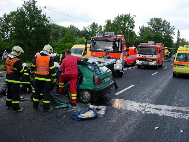 Smrtelná nehoda v Ostravské ulici v Karviné - Karviná