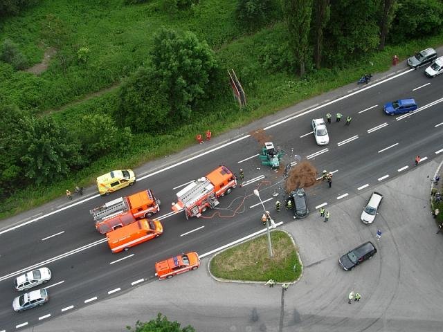 Smrtelná nehoda v Ostravské ulici v Karviné - Karviná