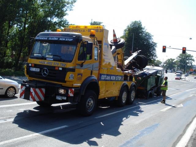 Povedlo se zastavit na červenou... - Ostrava