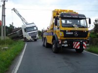 Bylo těsno a krajnice to nevydržela - Rychvald