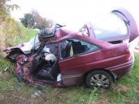 Dvacetiletá dívka nepřežila nehodu u Mikulova - Mikulov, Sedlec
