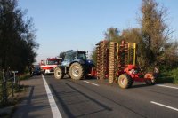 Střet s traktorem nepřežil motorkář