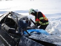 Tragická nehoda nákladního a osobního vozidla