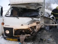 Střet dodávky a Avie na Trutnovsku