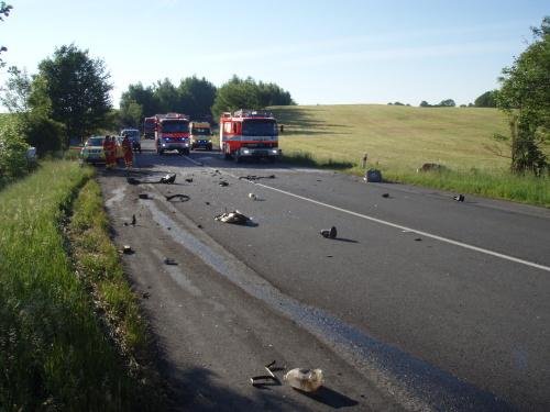 Autobus se střetl s Felicií - Velké Heraltice