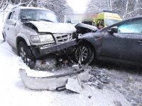 Nepřiměřená rychlost stála za nehodou dvou vozidel - Jánské Lázně