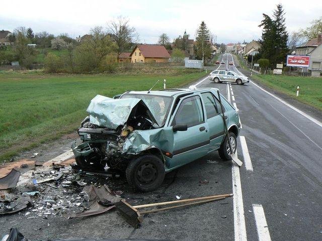 Tragický čelní střet dvou osobních vozidel na Plzeňsku - Chotěšov