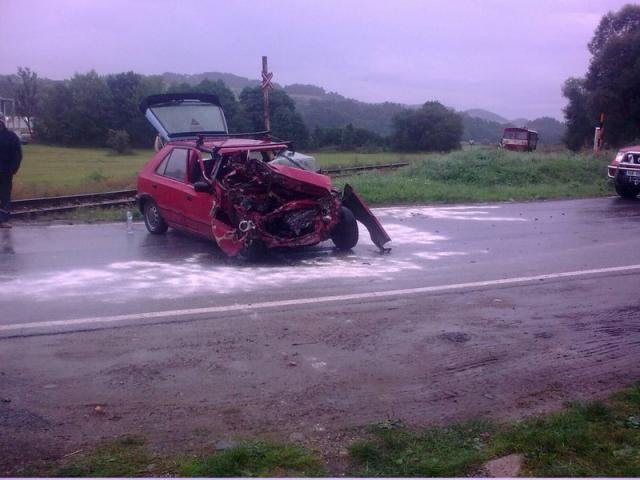 Nehoda osobního vlaku se Škodou Felicia - Čkyně