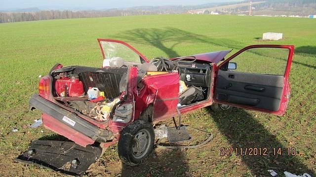 Čtyři zranění po nehodě u Kostelce na Jihlavsku - Kostelec