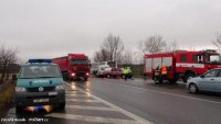 Střet dodávky a autobusu si vyžádal jednoho mrtvého - Zápy, Brandýs nad Labem