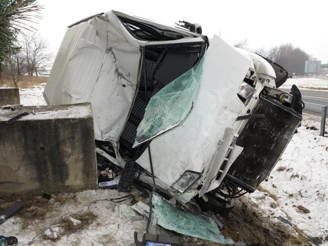 Vážná nehoda dodávky na Vyškovsku - Drysice