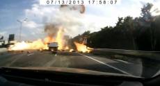 Nehoda nákladního auta s lahvemi s plynem - Rusko