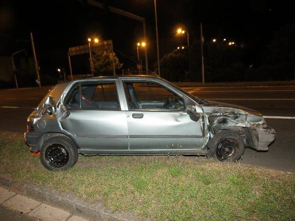 Nehodu způsobil opilý řidič a ještě bez oprávnění - Hradec Králové