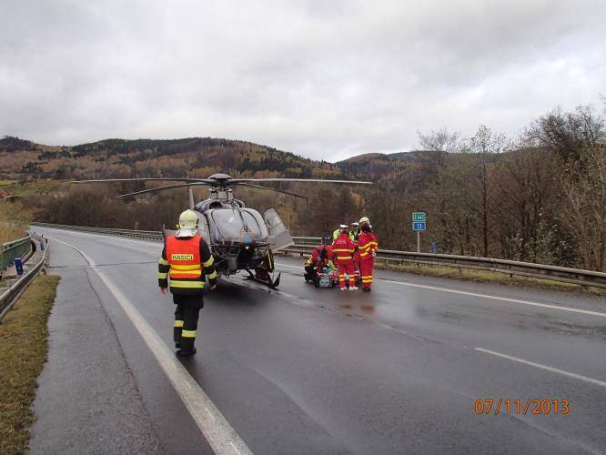 Při nehodě u Perštejna byla zraněna řidička - Perštejn