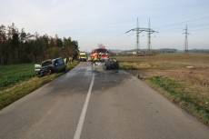 Po čelním střetu dvou vozidel začalo jedno z nich hořet - Přemyslovice Štarnov, Konice